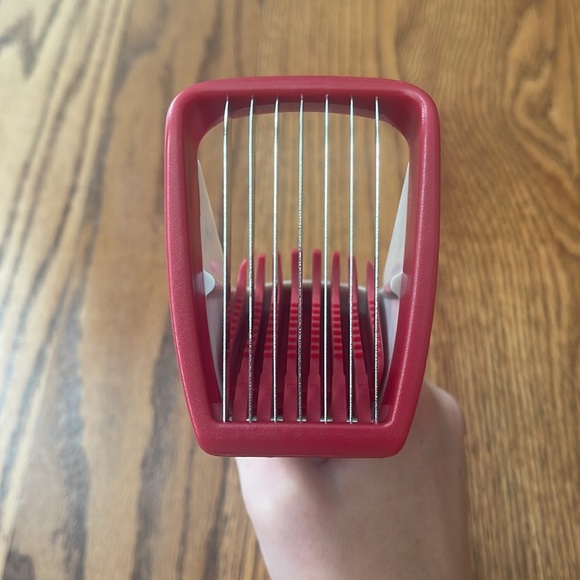 Chef’n Stemgem strawberry huller & strawberry slicester hand-held slicer - Picture 2 of 5